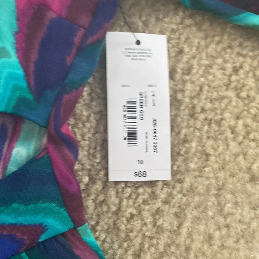 Cutout New Dress w/ Tags - Picture 4 of 4